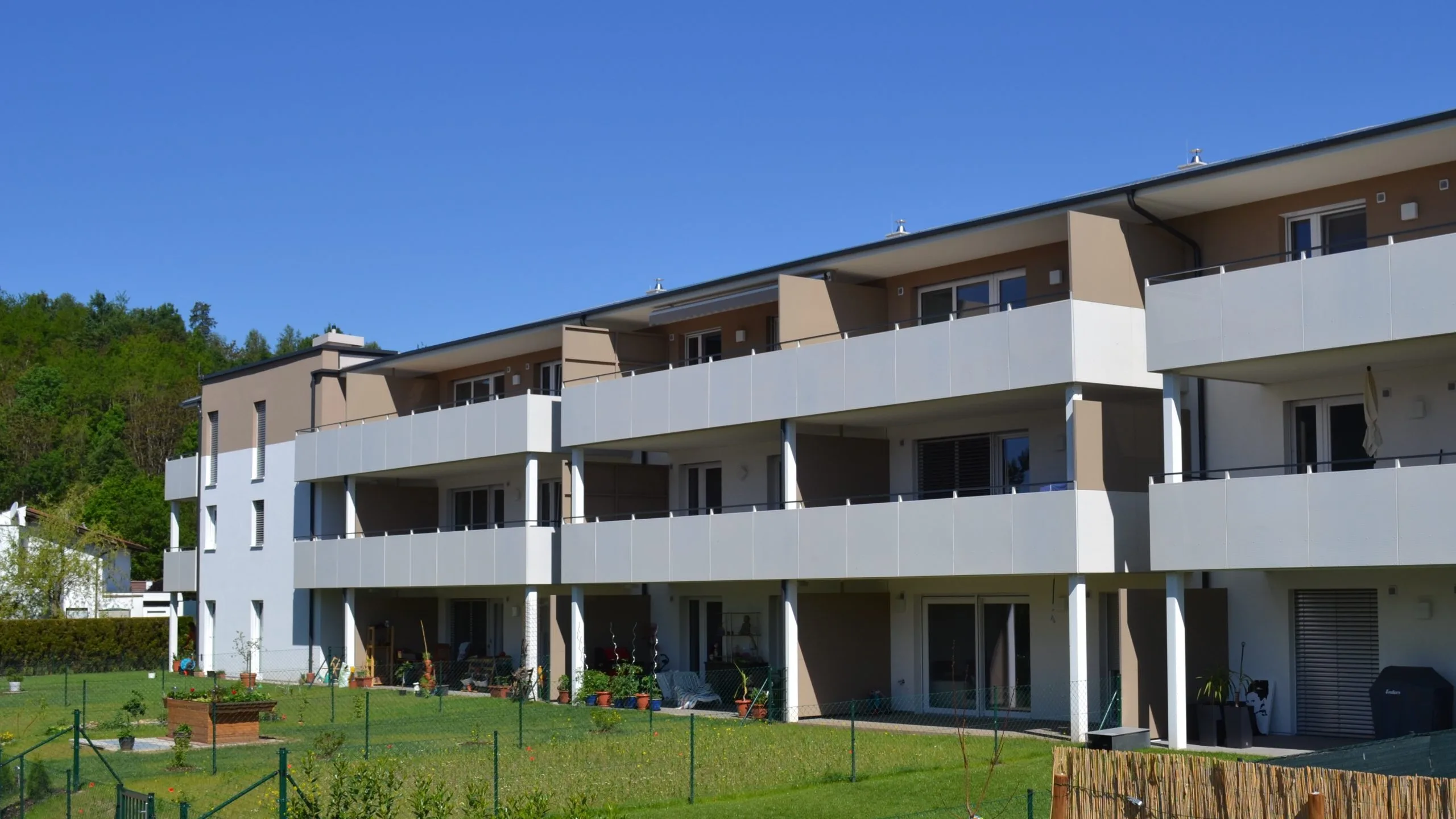 Ehrenhausener Straße